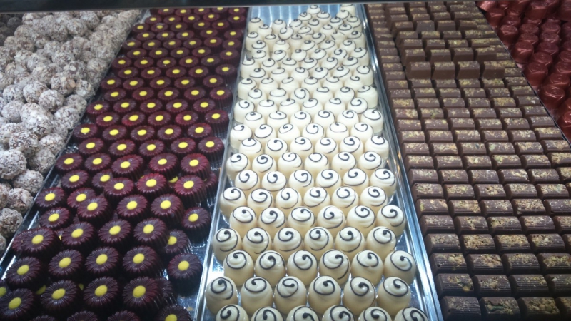 vente-ST BLAISE-min_chocolates_milk_chocolate_white_chocolate_truffles_candy_food_treat_cacao-1213769